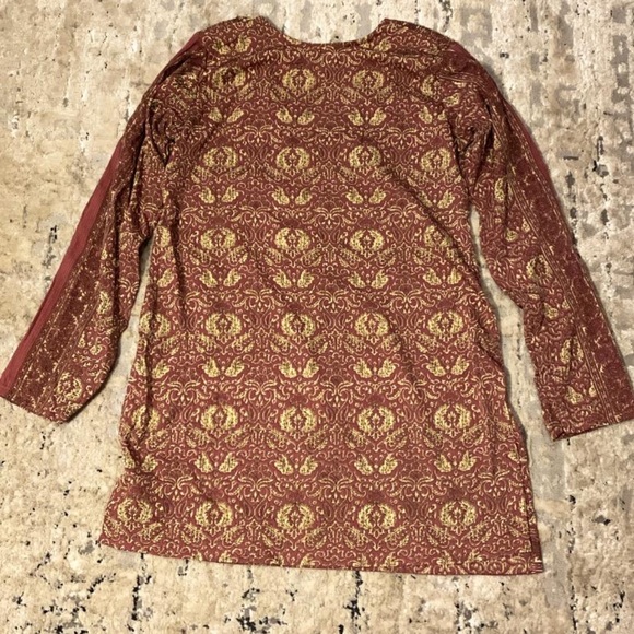 Top 🔴 - Picture 2 of 2